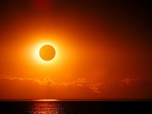 Un programa perfecto: ver un eclipse total de sol